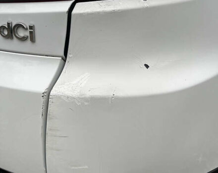 Белый Рено Меган, объемом двигателя 1.6 л и пробегом 237 тыс. км за 7800 $, фото 7 на Automoto.ua