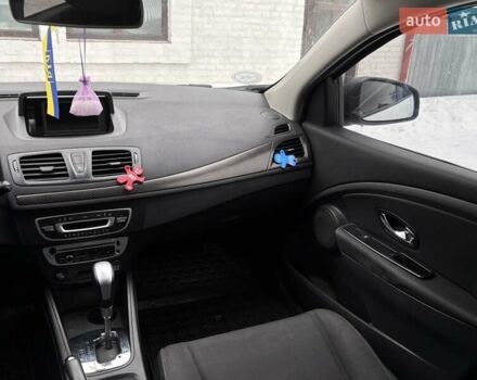 Білий Рено Меган, об'ємом двигуна 1.46 л та пробігом 265 тис. км за 6990 $, фото 63 на Automoto.ua