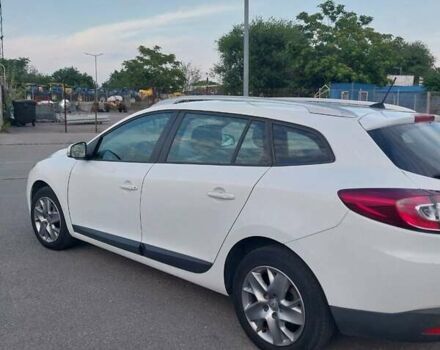 Белый Рено Меган, объемом двигателя 1.5 л и пробегом 292 тыс. км за 7800 $, фото 1 на Automoto.ua