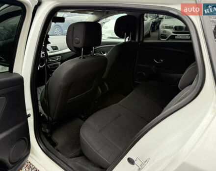 Белый Рено Меган, объемом двигателя 1.46 л и пробегом 271 тыс. км за 6500 $, фото 39 на Automoto.ua