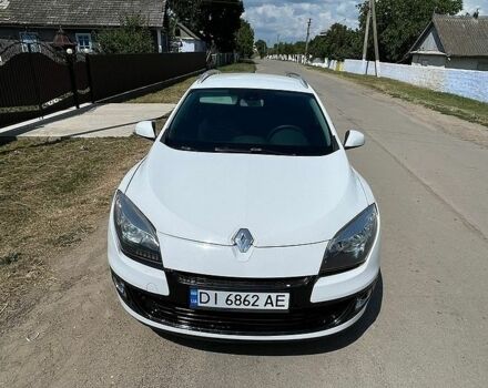 Белый Рено Меган, объемом двигателя 1.5 л и пробегом 247 тыс. км за 6100 $, фото 3 на Automoto.ua