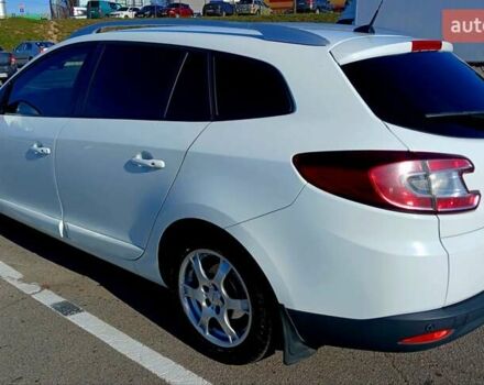 Белый Рено Меган, объемом двигателя 1.5 л и пробегом 207 тыс. км за 8500 $, фото 4 на Automoto.ua