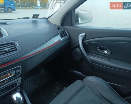 Рено Меган 2013 в Черкассах на Automoto.ua Белый Рено Меган, объемом двигателя 1.5 л и пробегом 211 тыс. км за 10400 $, фото 30 на Automoto.ua