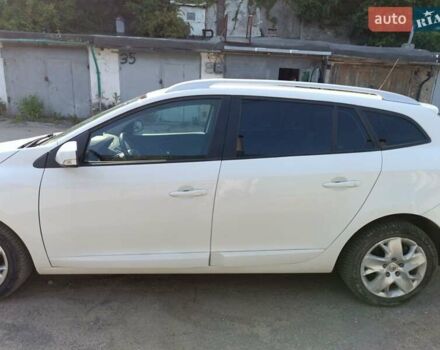 Белый Рено Меган, объемом двигателя 1.5 л и пробегом 250 тыс. км за 7100 $, фото 5 на Automoto.ua