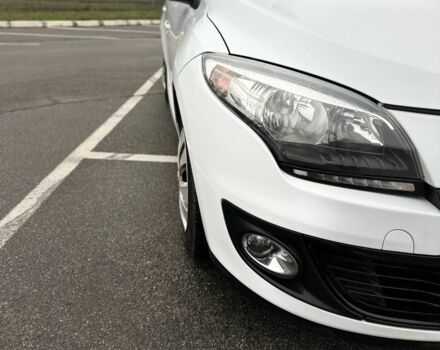 Белый Рено Меган, объемом двигателя 0 л и пробегом 260 тыс. км за 8300 $, фото 1 на Automoto.ua