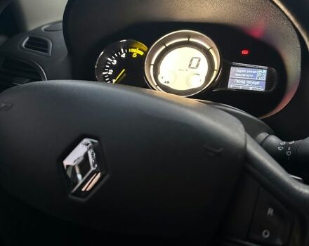 Белый Рено Меган, объемом двигателя 1.5 л и пробегом 235 тыс. км за 7200 $, фото 4 на Automoto.ua