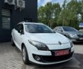 Белый Рено Меган, объемом двигателя 1.5 л и пробегом 239 тыс. км за 8800 $, фото 7 на Automoto.ua