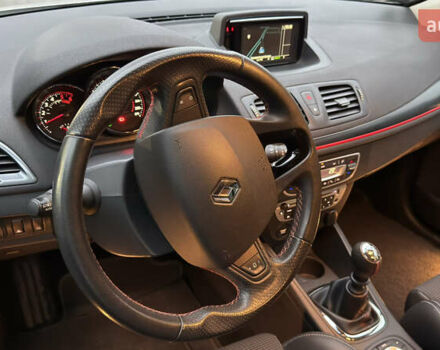 Белый Рено Меган, объемом двигателя 1.5 л и пробегом 241 тыс. км за 10200 $, фото 15 на Automoto.ua