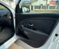 Белый Рено Меган, объемом двигателя 1.6 л и пробегом 209 тыс. км за 8499 $, фото 43 на Automoto.ua