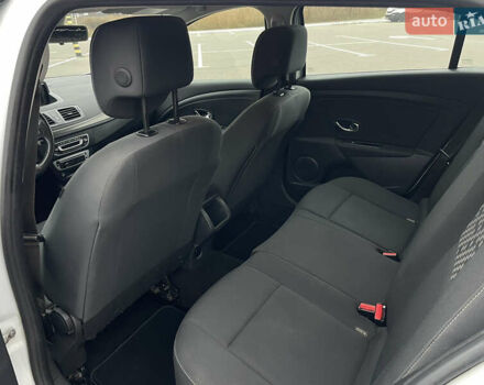 Білий Рено Меган, об'ємом двигуна 1.46 л та пробігом 256 тис. км за 7999 $, фото 20 на Automoto.ua