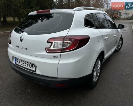 Білий Рено Меган, об'ємом двигуна 1.46 л та пробігом 243 тис. км за 8700 $, фото 6 на Automoto.ua