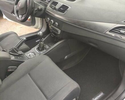 Білий Рено Меган, об'ємом двигуна 1.46 л та пробігом 267 тис. км за 7300 $, фото 5 на Automoto.ua