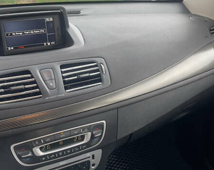 Рено Меган 2013 в Локачи на Automoto.ua Белый Рено Меган, объемом двигателя 1.5 л и пробегом 290 тыс. км за 7500 $, фото 11 на Automoto.ua