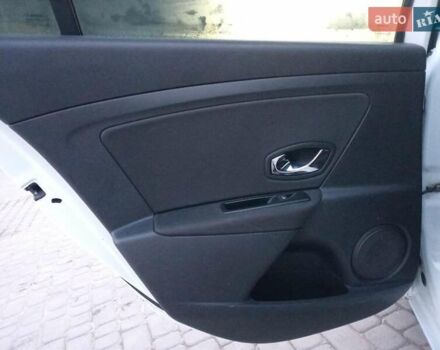 Белый Рено Меган, объемом двигателя 1.5 л и пробегом 315 тыс. км за 8990 $, фото 20 на Automoto.ua