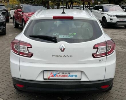 Рено Меган 2013 в Кривом Роге на Automoto.ua Белый Рено Меган, объемом двигателя 1.5 л и пробегом 148 тыс. км за 9100 $, фото 2 на Automoto.ua