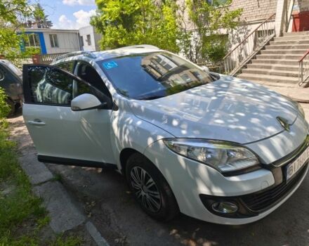 Белый Рено Меган, объемом двигателя 1.5 л и пробегом 245 тыс. км за 8600 $, фото 2 на Automoto.ua