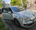 Белый Рено Меган, объемом двигателя 1.5 л и пробегом 245 тыс. км за 8600 $, фото 2 на Automoto.ua