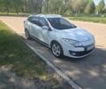Белый Рено Меган, объемом двигателя 1.5 л и пробегом 253 тыс. км за 7500 $, фото 4 на Automoto.ua