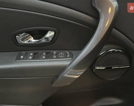 Белый Рено Меган, объемом двигателя 1.5 л и пробегом 241 тыс. км за 10200 $, фото 16 на Automoto.ua