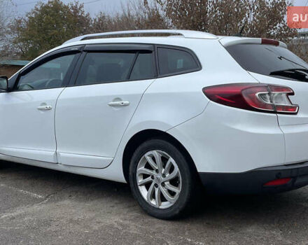 Белый Рено Меган, объемом двигателя 1.46 л и пробегом 308 тыс. км за 8700 $, фото 1 на Automoto.ua