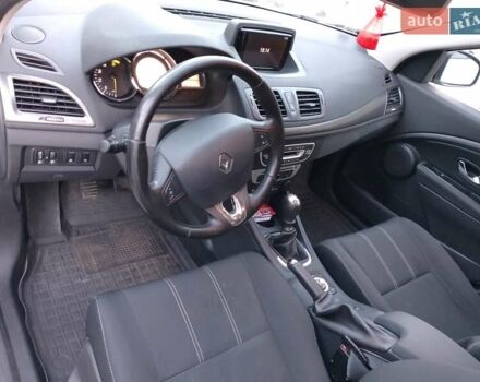 Белый Рено Меган, объемом двигателя 1.5 л и пробегом 289 тыс. км за 9200 $, фото 14 на Automoto.ua