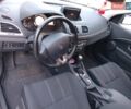 Белый Рено Меган, объемом двигателя 1.5 л и пробегом 289 тыс. км за 9200 $, фото 14 на Automoto.ua