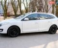 Белый Рено Меган, объемом двигателя 1.5 л и пробегом 230 тыс. км за 9000 $, фото 2 на Automoto.ua
