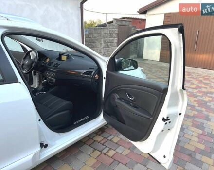 Белый Рено Меган, объемом двигателя 1.46 л и пробегом 185 тыс. км за 9099 $, фото 27 на Automoto.ua