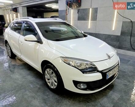 Белый Рено Меган, объемом двигателя 1.5 л и пробегом 244 тыс. км за 7500 $, фото 6 на Automoto.ua