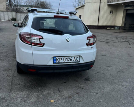 Белый Рено Меган, объемом двигателя 1.46 л и пробегом 300 тыс. км за 8300 $, фото 8 на Automoto.ua