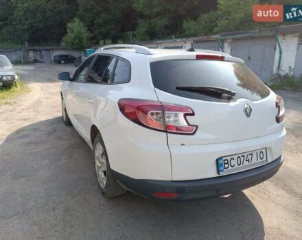 Белый Рено Меган, объемом двигателя 1.5 л и пробегом 250 тыс. км за 7100 $, фото 11 на Automoto.ua
