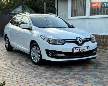 Белый Рено Меган, объемом двигателя 1.46 л и пробегом 185 тыс. км за 9099 $, фото 2 на Automoto.ua