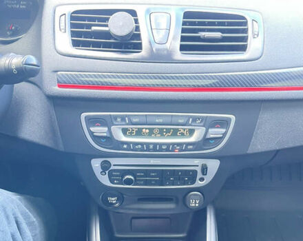 Белый Рено Меган, объемом двигателя 1.46 л и пробегом 390 тыс. км за 8200 $, фото 13 на Automoto.ua