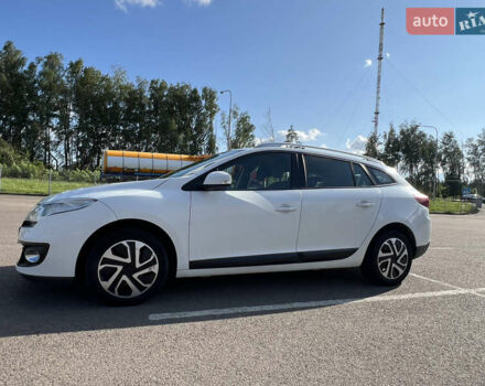 Белый Рено Меган, объемом двигателя 1.5 л и пробегом 250 тыс. км за 7600 $, фото 6 на Automoto.ua