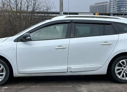 Белый Рено Меган, объемом двигателя 1.46 л и пробегом 308 тыс. км за 8700 $, фото 6 на Automoto.ua