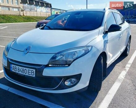 Белый Рено Меган, объемом двигателя 1.5 л и пробегом 207 тыс. км за 8500 $, фото 3 на Automoto.ua