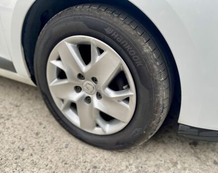 Белый Рено Меган, объемом двигателя 1.5 л и пробегом 286 тыс. км за 6999 $, фото 6 на Automoto.ua