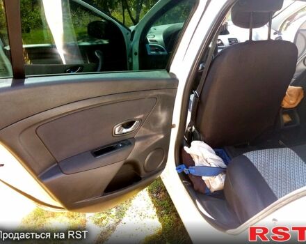 Белый Рено Меган, объемом двигателя 1.5 л и пробегом 342 тыс. км за 7500 $, фото 8 на Automoto.ua