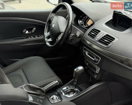 Білий Рено Меган, об'ємом двигуна 1.5 л та пробігом 199 тис. км за 8250 $, фото 11 на Automoto.ua