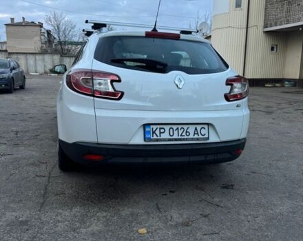 Белый Рено Меган, объемом двигателя 1.5 л и пробегом 300 тыс. км за 7999 $, фото 5 на Automoto.ua