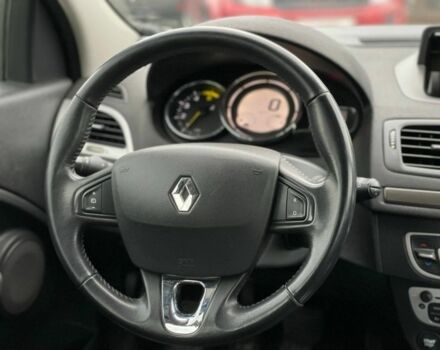 Рено Меган 2013 в Кривом Роге на Automoto.ua Белый Рено Меган, объемом двигателя 1.5 л и пробегом 148 тыс. км за 9100 $, фото 16 на Automoto.ua