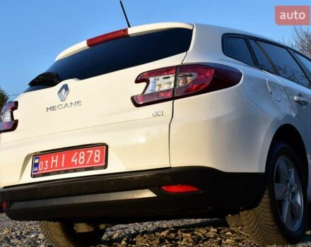 Белый Рено Меган, объемом двигателя 1.5 л и пробегом 232 тыс. км за 7800 $, фото 26 на Automoto.ua