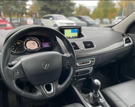 Белый Рено Меган, объемом двигателя 1.5 л и пробегом 148 тыс. км за 8999 $, фото 13 на Automoto.ua