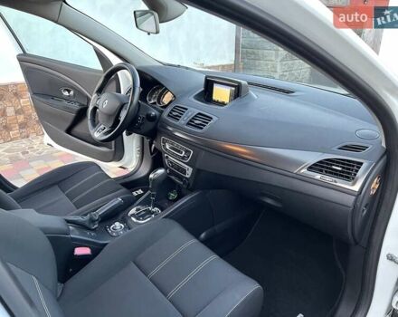 Рено Меган 2013 в Ровно на Automoto.ua Белый Рено Меган, объемом двигателя 1.5 л и пробегом 185 тыс. км за 9500 $, фото 31 на Automoto.ua