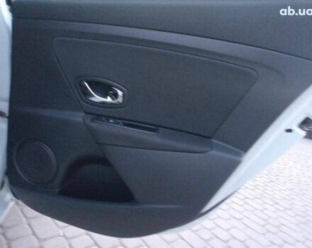 Белый Рено Меган, объемом двигателя 1.5 л и пробегом 315 тыс. км за 8990 $, фото 15 на Automoto.ua