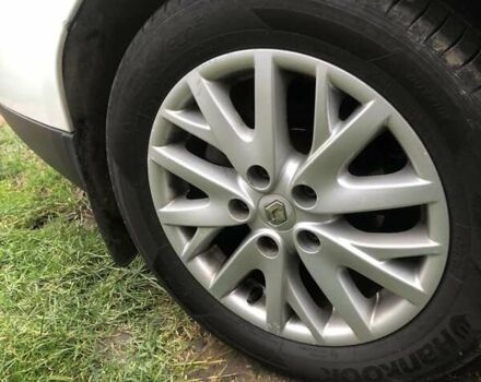 Белый Рено Меган, объемом двигателя 1.5 л и пробегом 418 тыс. км за 7700 $, фото 1 на Automoto.ua