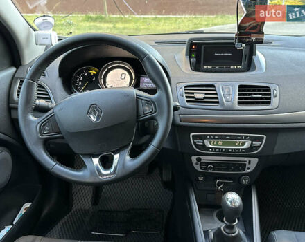 Белый Рено Меган, объемом двигателя 1.5 л и пробегом 402 тыс. км за 7800 $, фото 13 на Automoto.ua