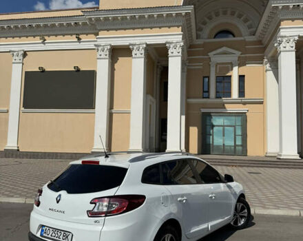Белый Рено Меган, объемом двигателя 1.5 л и пробегом 234 тыс. км за 7600 $, фото 7 на Automoto.ua