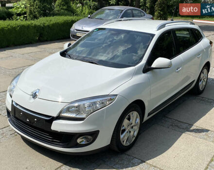 Белый Рено Меган, объемом двигателя 1.5 л и пробегом 241 тыс. км за 7800 $, фото 12 на Automoto.ua