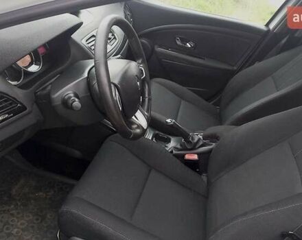 Белый Рено Меган, объемом двигателя 1.46 л и пробегом 270 тыс. км за 6100 $, фото 6 на Automoto.ua